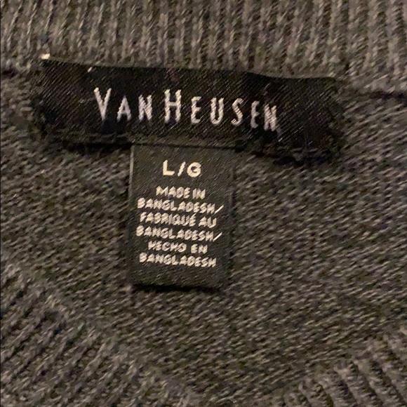 Large Long Sleeve Van Heusen V-Neck Sweater - Picture 7 of 7